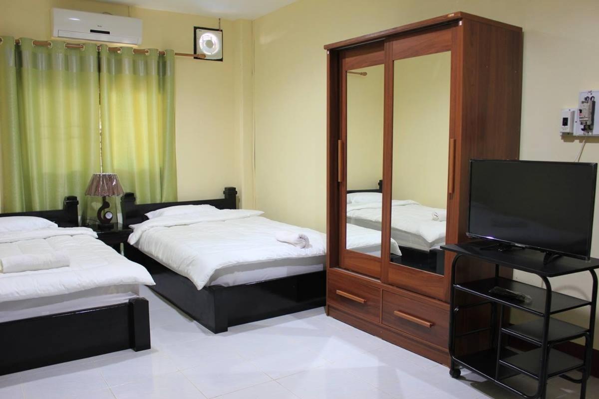 Apartment Thidathip Vientiane Buitenkant foto