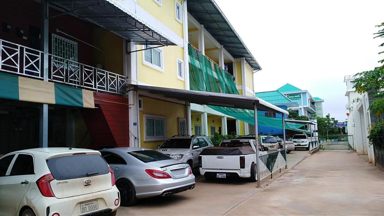 Apartment Thidathip Vientiane Buitenkant foto